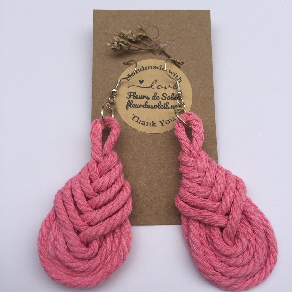 Macramé Pipas Earrings - Picture 1 of 2